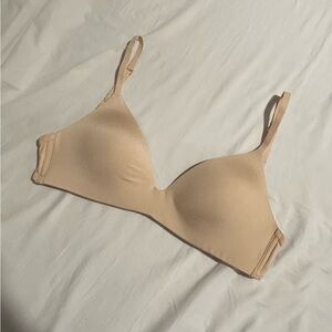SKIMS wireless form t shirt bra